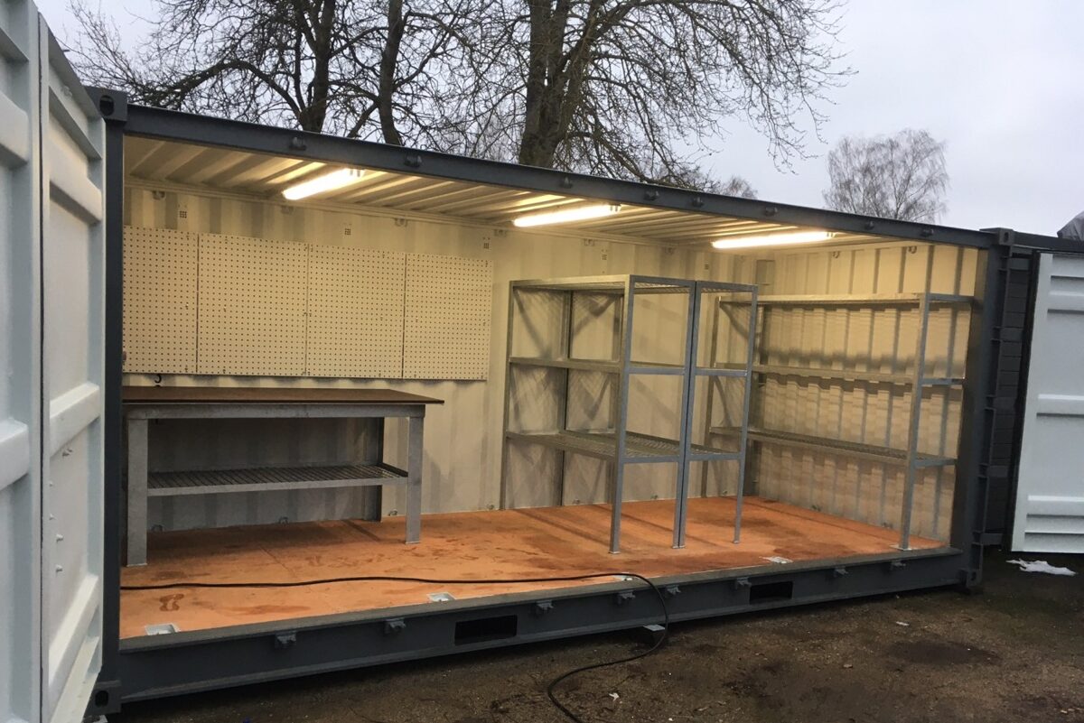 rebuilt 20' open side sea container